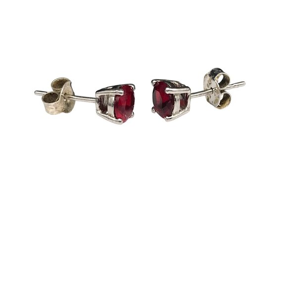 Vintage ATT Thai Silver Earrings with Red Crystal Solitaire, 925 Sterling Studs - Picture 3 of 7
